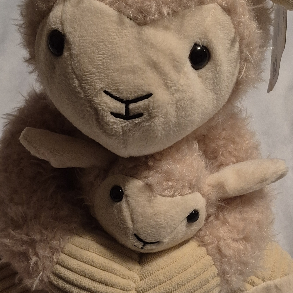 NWT Adorable Plush  with Daddy Goat and Baby Goat